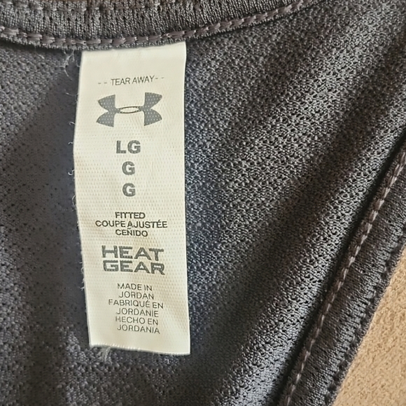 Under Armour, size large, purple and coral running shorts AND gray tank top - Picture 10 of 14